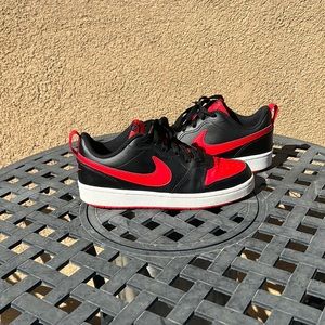 Nike Court Borough Low 2 size 6